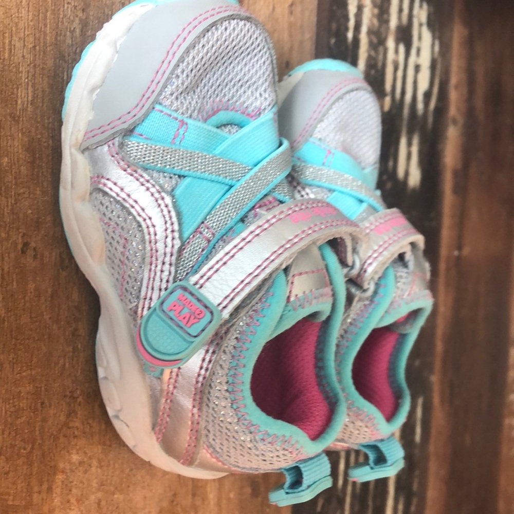 Great condition Stride Rite toddler sneakers